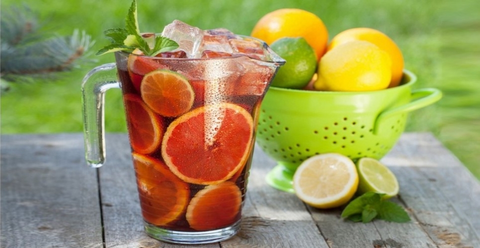 Что и как правильно пить при простуде летом